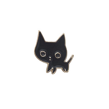 Load image into Gallery viewer, Black Kitty Brooch/pin in gold
